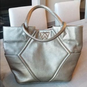 Kelly Wynne Paint the Town Tote in Moon
